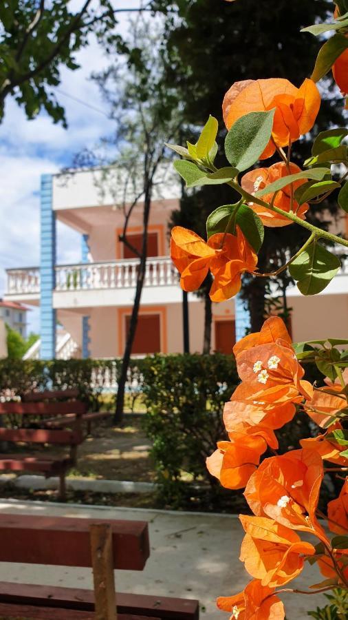 Vila Gridi- Apartamente Me Qera Spille Buitenkant foto