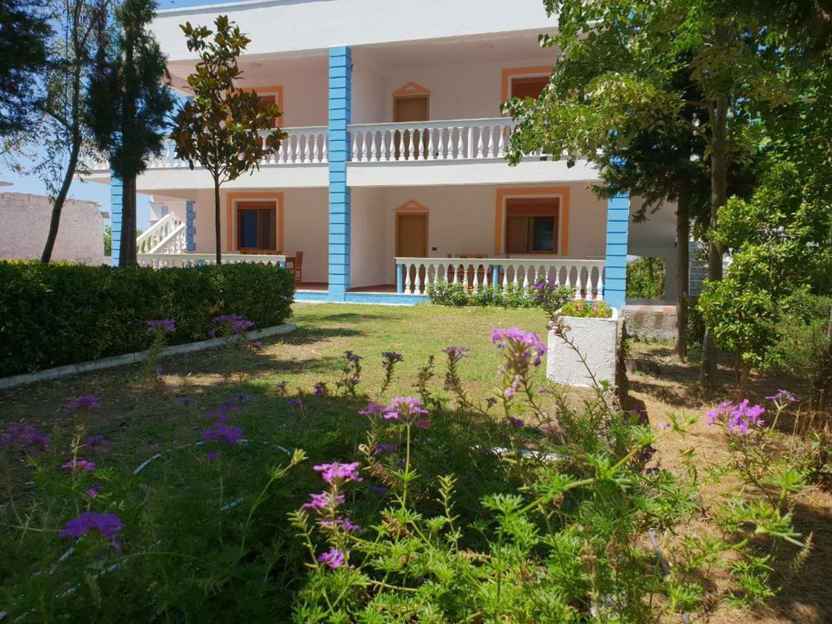 Vila Gridi- Apartamente Me Qera Spille Buitenkant foto