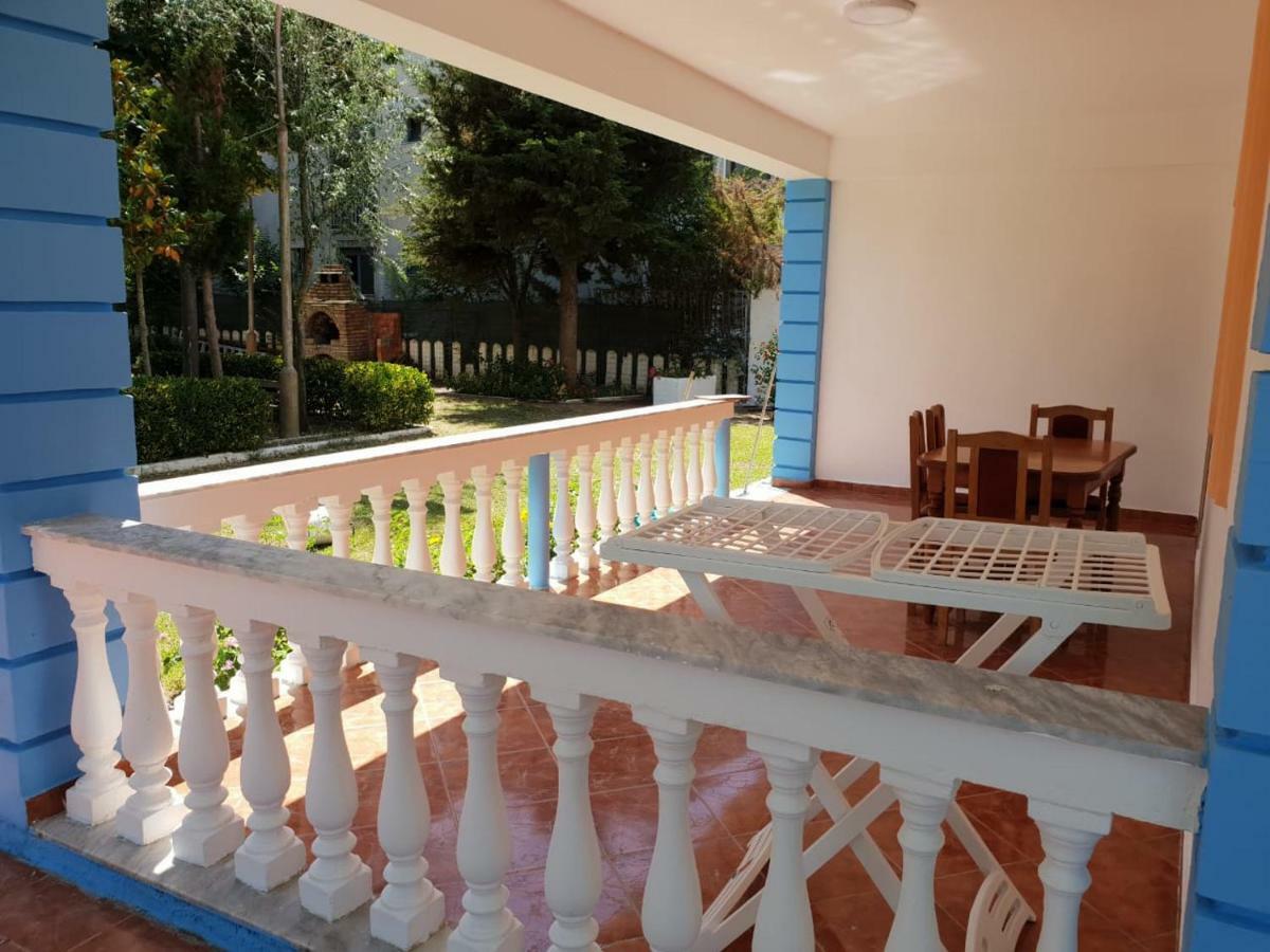 Vila Gridi- Apartamente Me Qera Spille Buitenkant foto